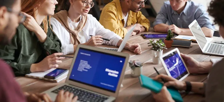 A group of people in the office