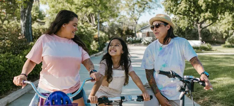parents and a child exploring the best areas for young parents in nova