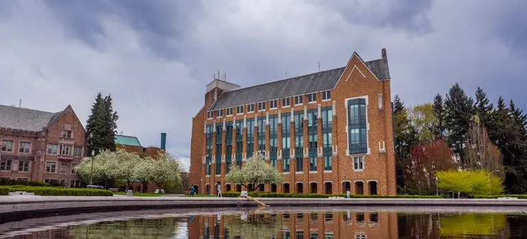 Building of the University of Washington