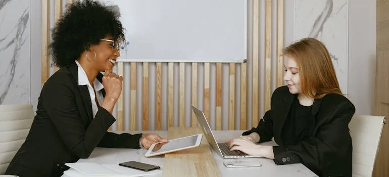 A person talking with a client 