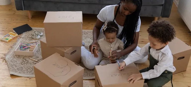 A mother with kids relocating from Maryland to Pennsylvania