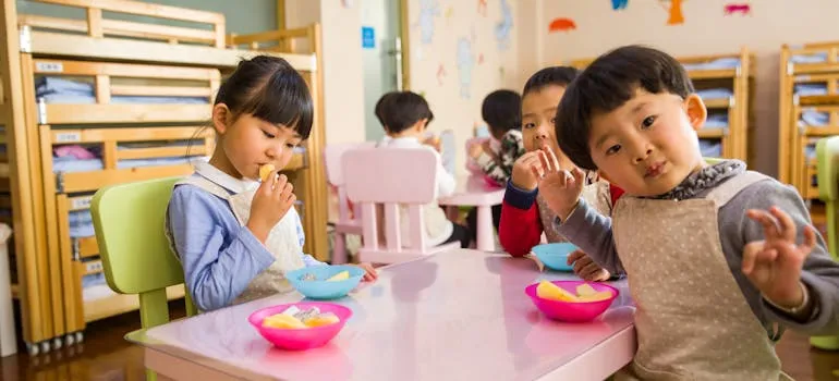 Kids in the classroom 