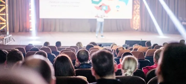 People on the seminar