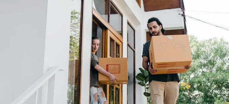 A couple relocating to one of the places to move after living in Rockville